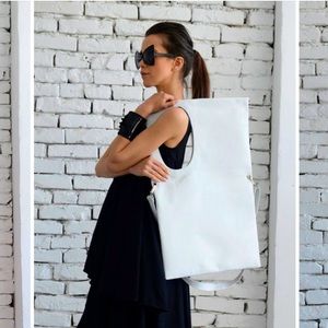 Metamorphoza Large Leather Bag